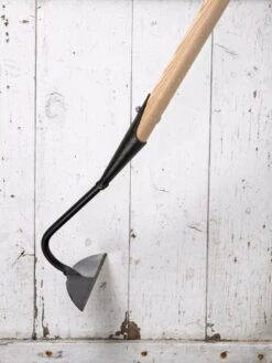 Gardener's Lifetime Half-Moon Hoe 11 Gardener's Lifetime Half-Moon Hoe -Gardening Supplies 8586976 2554 tif