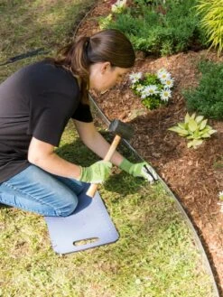 EasyFlex™ Aluminum Edging, 24' 11 EasyFlex™ Aluminum Edging, 24' -Gardening Supplies 8592450 0188 tif