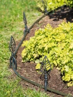 Leaf Hose Guide, Set Of 4 7 Leaf Hose Guide, Set Of 4 -Gardening Supplies 8600240 403 tif