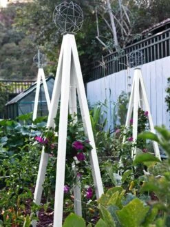 Akoris Garden Tuteur Sr. 13 Akoris Garden Tuteur Sr. -Gardening Supplies 8600517 03V tif